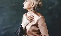 بانوی 63 ساله خوش تیپی که همه را شگفت زده می کند