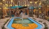 عکسی از یک میز کافه که باعث دعوای کاربران شد
