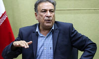 اکبری: نقش‌ها در محافل خصوصی تقسیم می‌شوند