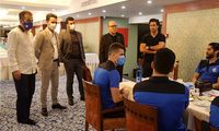 مدیرعامل استقلال در اردوی آبی‌پوشان حاضر شد
