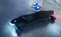 با اسکیت‌بورد شارژی و هوشمند XTND آشنا شوید
