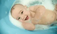 مراقبت از پوست حساس نوزاد