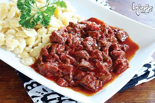 آموزش تصویری خوراک گوشت و ژامبونِ رومانی‌