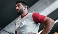  قیافه عجیب حسن یزدانی حین وزنه‌برداری