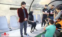 عکس: همسر هادی روی نیمکت پرسپولیس