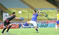 شادی جنجالی و بوسه رمضانی بر لوگوی استقلال!