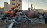 فوت راننده کامیون بر اثر برخورد با تیر برق