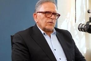 افشاگری سیف: مدیر ثامن، اسلحه به کمرش می‌‍‌بست