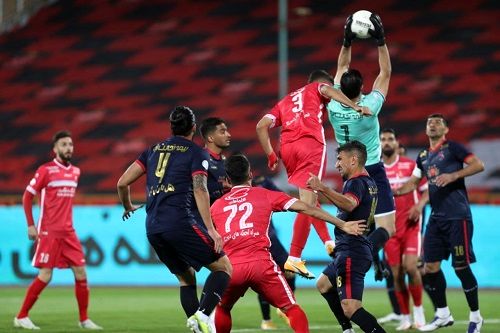 بُرد نفس‌گیر پرسپولیس با درخشش مهدی عبدی