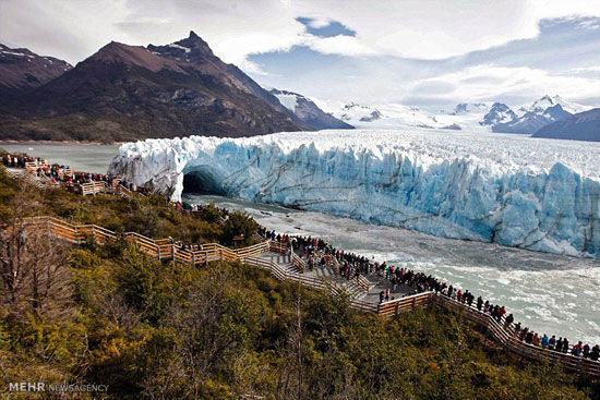 عکس: فروریختن طاق یخی در آرژانتین