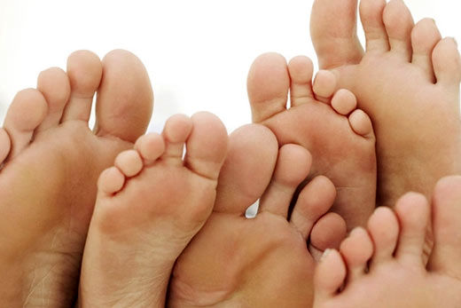 صافی کف پا به چه علت ایجاد می‌شود؟
