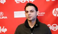 معادی برای کارگردان ترانسفورمرز بازی می‌کند