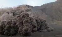 دلیل ریزش وحشتناک کوه در جاده هراز