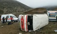 واژگونی مینی‌بوس در همدان با ۲۴ مصدوم