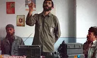 واکنش به تیزر ماهواره‌ای «ایستاده در غبار»