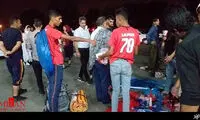 هواداران شب قبل از دربی در استادیوم آزادی