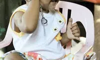 دختر 26 انگشتي