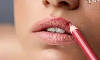 اشتباهاتی که هنگام رژ لب زدن مرتکب می‌شویم