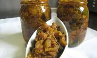 طرز تهیه ترشی بادمجان با روغن زیتون
