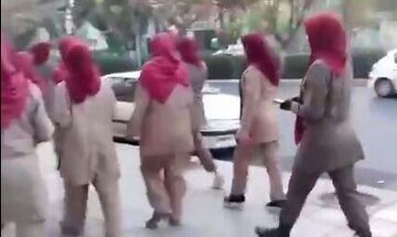 پشت پرده حضور زنان با لباس منافقین در تهران 
