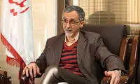 ناصری: دولت روحانی در گوشه رینگ گیر کرده است