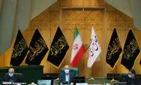 تصاویری از حاشیه‌های جلسه علنی مجلس