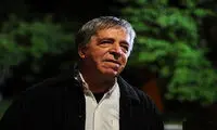 محسن قاضی‌مرادی در قطعه هنرمندان آرام می‌گیرد