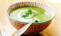 طرز تهیه سوپ کاهو؛ یکی از محبوب ترین سوپ ها