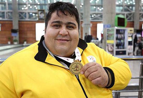 قهرمان پارالمپیک، 900‌ هزار تومان حقوق می‌گیرد!