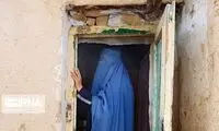 تصاویری از تحصیل پنهانی دختران افغان