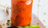 سس گوجه و سبزیجات مخصوص انواع پاستا