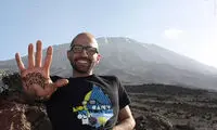 زندگی مردی که از وسط نصف شد +عکس