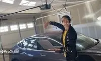 مردی که با خودروی خود، اتریوم استخراج می‌کند!