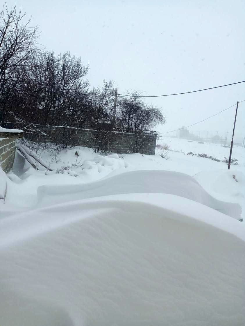تصاویر حیرت‌انگیز از حجم برف در اردبیل