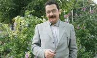 گویندگان خبر «تیک» ساعت می‌گیرند