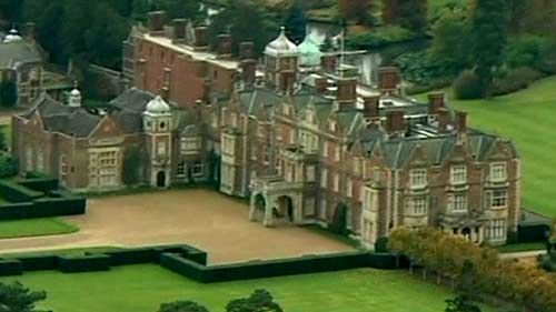 کشف جسد یک زن در باغ کاخ سلطنتی بریتانیا