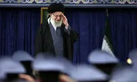 تصویری از پوشش متفاوت یک مهمان در بیت رهبری