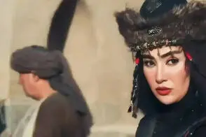 کلاه‌گیس بهاره هم پس از یقه رامین سانسور شد!
