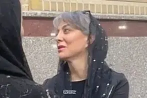 حضور چهره‌ها در مراسم ختم مادر حمیرا ریاضی