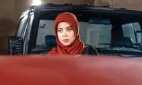 تیپ گل‌گلی بازیگر جذاب سریال دودکش 