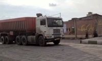 توقیف تریلی با راننده ۱۳ ساله در یزد!