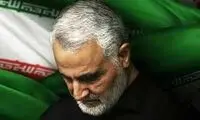 تصاویری از جارو زدن مسجد توسط سردار سلیمانی