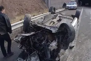 واژگونی و برخورد 2 خودرو در آزادراه قزوین رشت