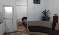 تصویر پرحاشیه از اجاره یک اتاق 8 متری در پشت‌بام