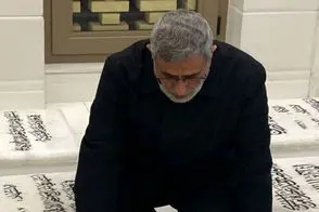 لحظه سلفی گرفتن با سردار قاآنی در فرودگاه نجف