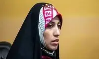 عکس یادگاری آمنه سادات ذبیح‌پور با پسر حسن نصرالله