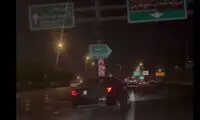 لحظه تصادف وحشتناک خودروی دنا و پرت شدن راننده به بیرون!
