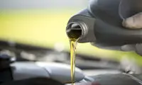بازار از کنترل خارج شد؛ قیمت روغن موتور نجومی شد
