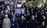 درباره عکسی که از مراسم محمد کاسبی وایرال شد