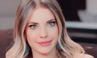 بازیگر زیبای سریال سیب ممنوعه در یک قاب خانوادگی